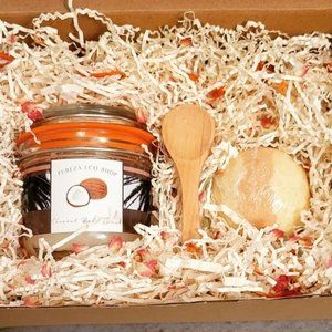 Coconut Body Scrub Gift Set